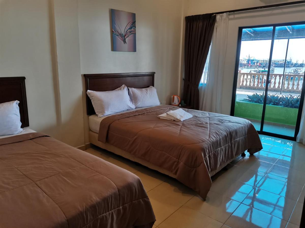 Hotel & Chalet Sportfishing Pnk Teluk Bahang Exteriör bild