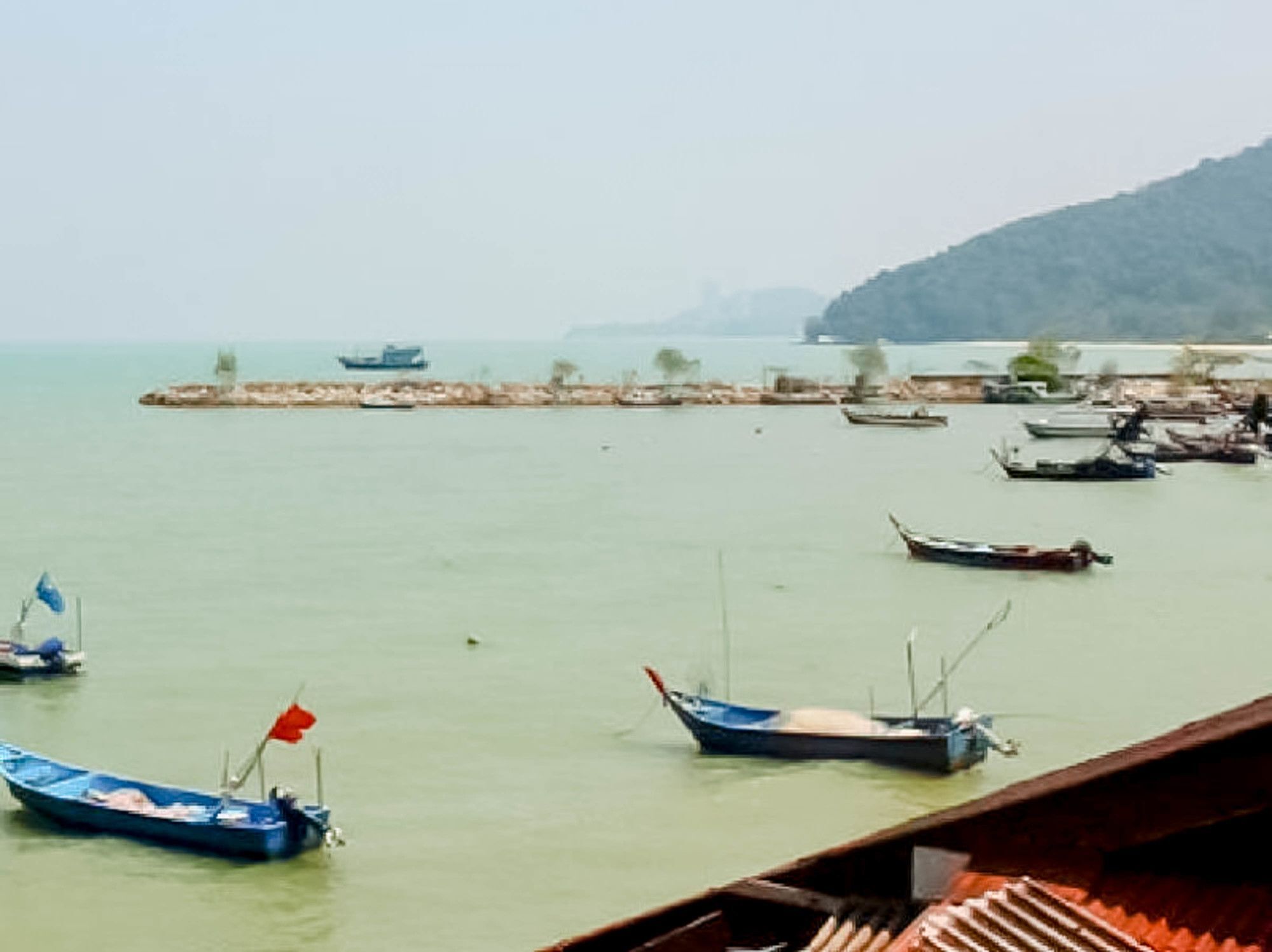 Hotel & Chalet Sportfishing Pnk Teluk Bahang Exteriör bild