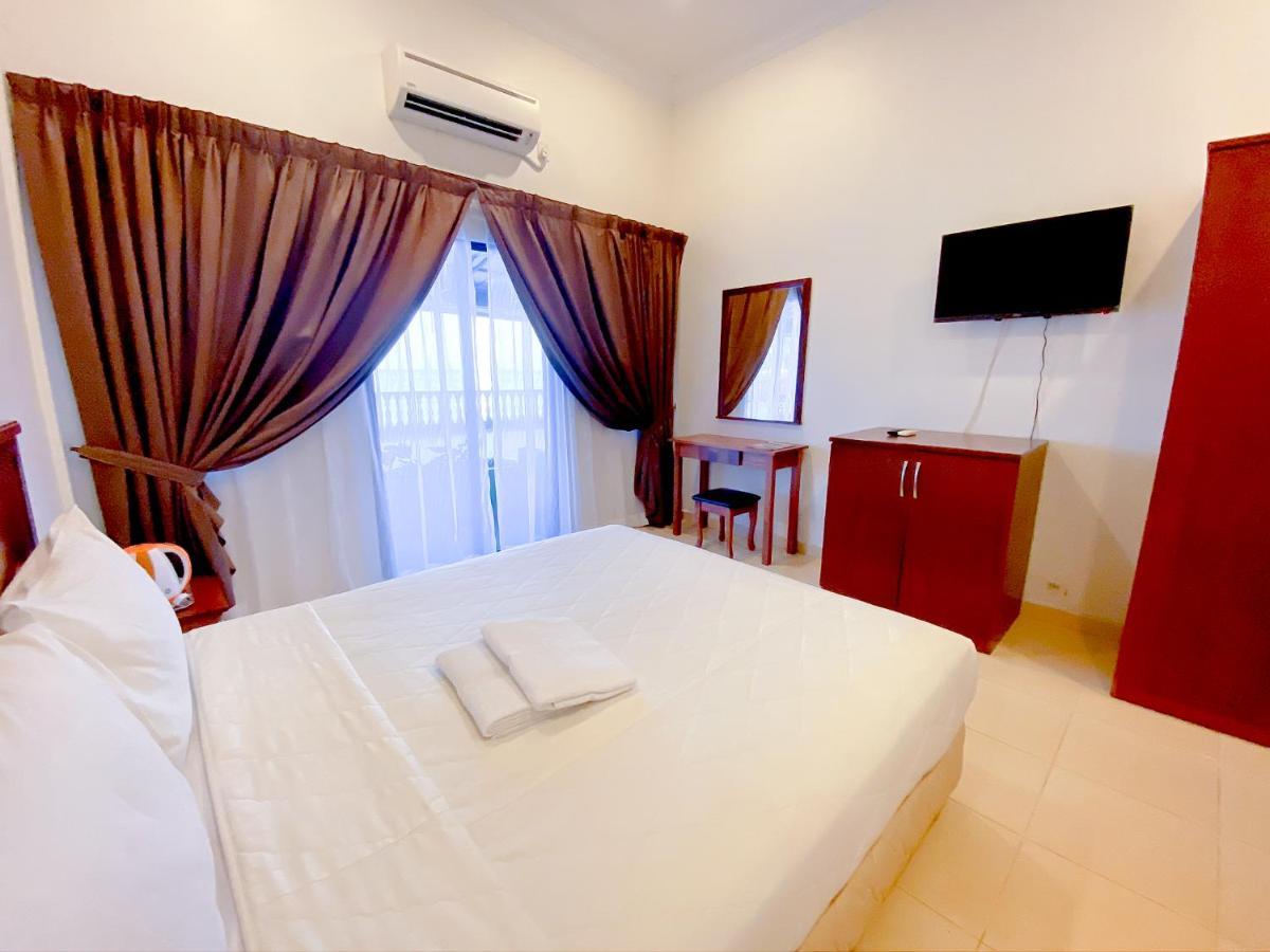 Hotel & Chalet Sportfishing Pnk Teluk Bahang Exteriör bild